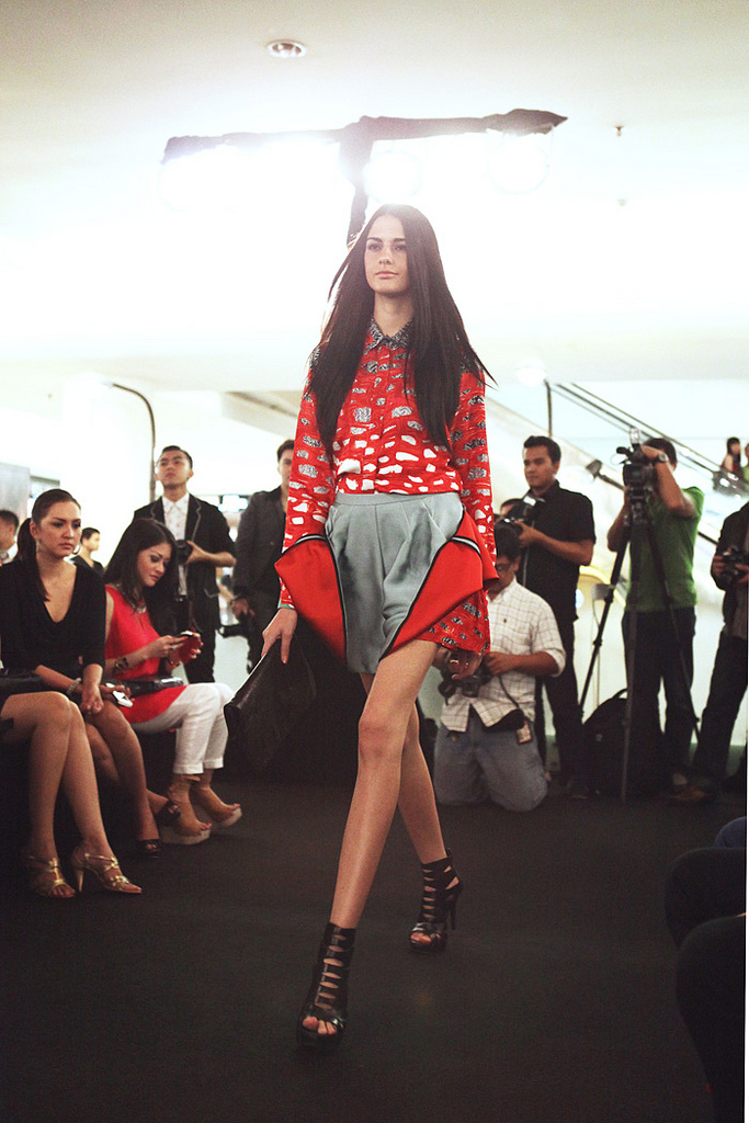 4-balenciagaSS12